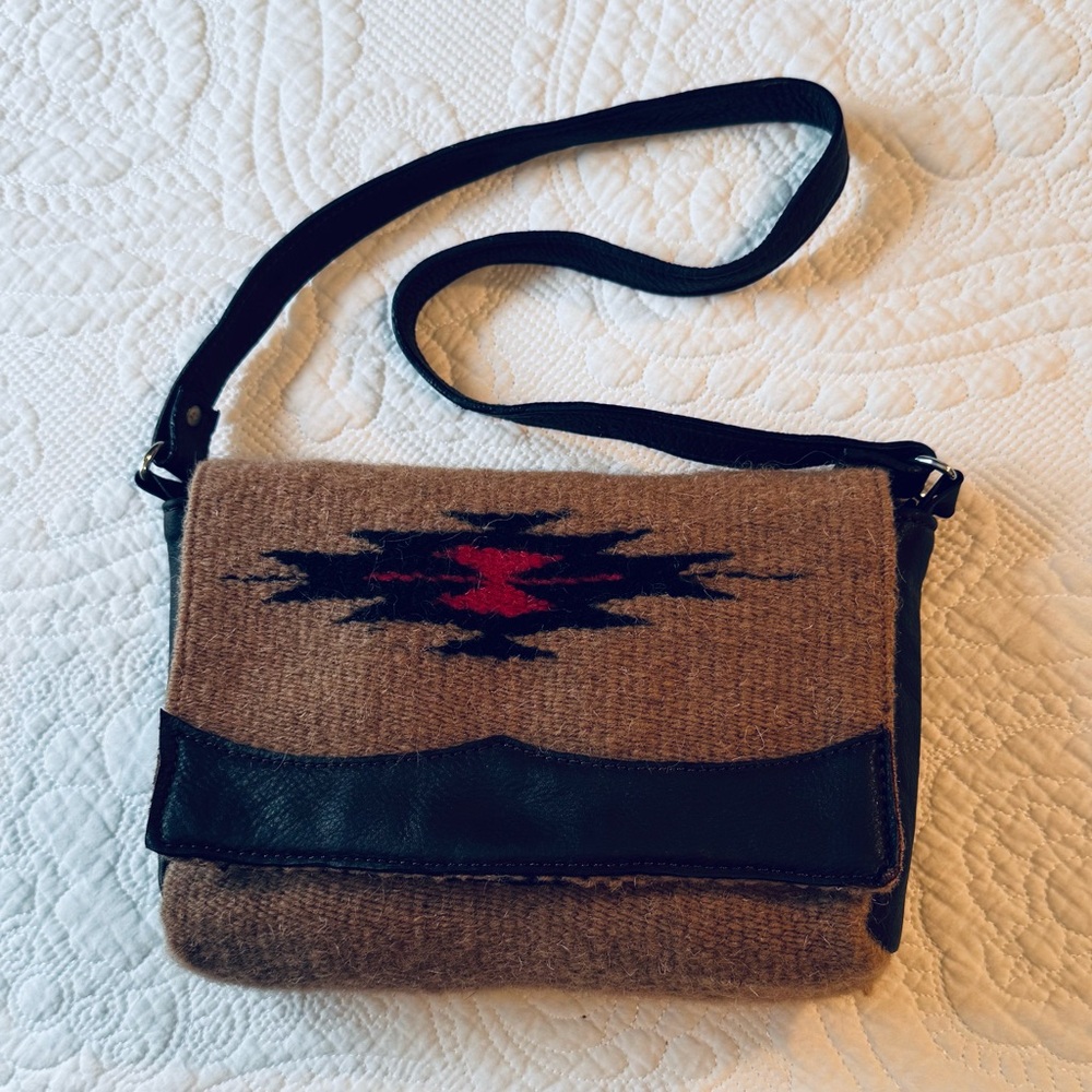 El Paso Saddleblanket Co Wool and Leather Shoulder Bag